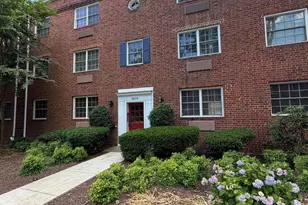 1608 W Abingdon Dr, Alexandria, VA 22314 - Photo 1