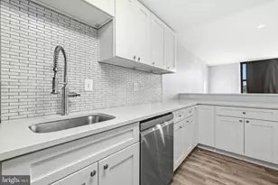 4600 Duke St, Alexandria, VA 22304 - Photo 10