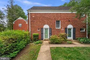 3408 Martha Custis Dr, Alexandria, VA 22302 - Photo 1