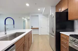 1111 Oronoco St, Alexandria, VA 22314 - Photo 16