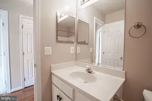 437 Clayton Ln, Alexandria, VA 22304 - Photo 22