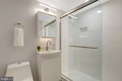 2500 N Van Dorn Street #320, Alexandria, VA 22302 - Photo 8