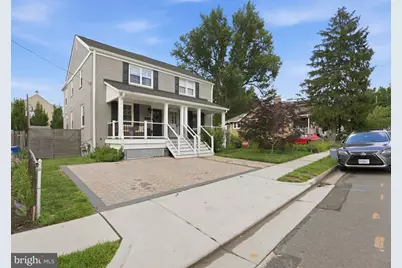 102 E Howell Avenue, Alexandria, VA 22301 - Photo 6