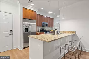 1115 Cameron, Alexandria, VA 22314 - Photo 2