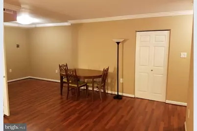134 Roberts Lane #402, Alexandria, VA 22314 - Photo 8