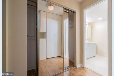 805 N Howard Street N #438, Alexandria, VA 22304 - Photo 24
