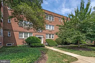 1808 Abingdon Dr, Alexandria, VA 22314 - Photo 1