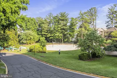 203 Yoakum Parkway #410, Alexandria, VA 22304 - Photo 38