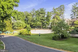 203 Yoakum Pkwy, Alexandria, VA 22304 - Photo 38