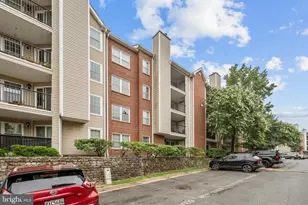 3311 Wyndham Cir, Alexandria, VA 22302 - Photo 44