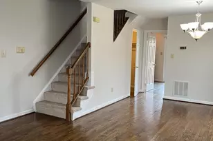 1533 Oronoco St, Alexandria, VA 22314 - Photo 4