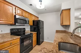 240 S Reynolds St, Alexandria, VA 22304 - Photo 16