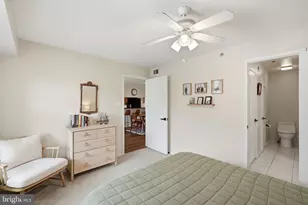 3307 Wyndham Cir, Alexandria, VA 22302 - Photo 8