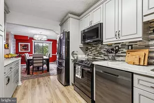 203 Yoakum Pkwy, Alexandria, VA 22304 - Photo 10