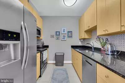 915 N Patrick Street #407, Alexandria, VA 22314 - Photo 24