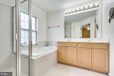 5098 English Terrace #101, Alexandria, VA 22304 - Photo 16
