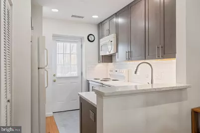 1407 E Abingdon Drive #2, Alexandria, VA 22314 - Photo 10