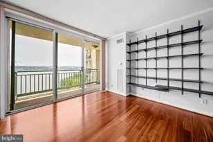 501 Slaters Ln, Alexandria, VA 22314 - Photo 28