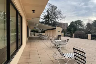 309 Yoakum Pkwy, Alexandria, VA 22304 - Photo 4