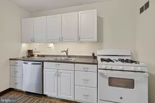 1225 Martha Custis Dr, Alexandria, VA 22302 - Photo 16