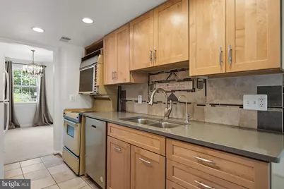 1306 Commonwealth Avenue, Alexandria, VA 22301 - Photo 8