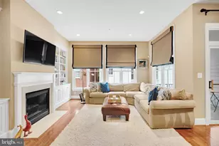 714 Bracey Ln, Alexandria, VA 22314 - Photo 12
