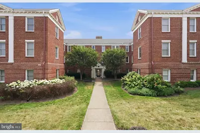 906 S Washington Street S #307, Alexandria, VA 22314 - Photo 1