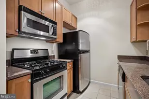 309 Holland, Alexandria, VA 22314 - Photo 6