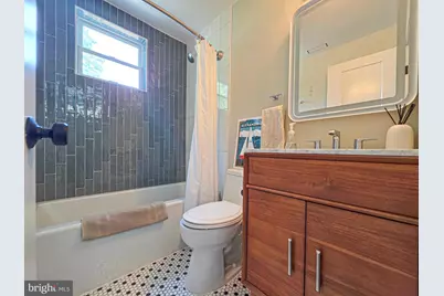 302 E Custis Avenue #A, Alexandria, VA 22301 - Photo 20