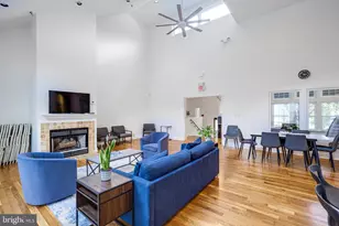 3312 Wyndham Cir, Alexandria, VA 22302 - Photo 12