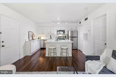 3303 Wyndham Circle #146, Alexandria, VA 22302 - Photo 4