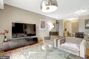 309 Yoakum Pkwy, Alexandria, VA 22304 - Photo 8