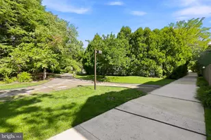 805 N Howard St, Alexandria, VA 22304 - Photo 40