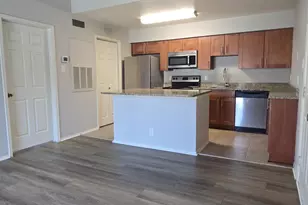 3306 Wyndham Cir, Alexandria, VA 22302 - Photo 2