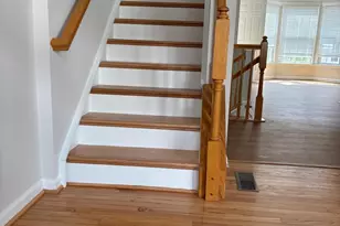 952 Harrison Cir, Alexandria, VA 22304 - Photo 2