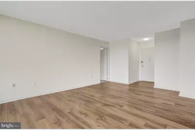 1225 Martha Custis Drive #811, Alexandria, VA 22302 - Photo 4