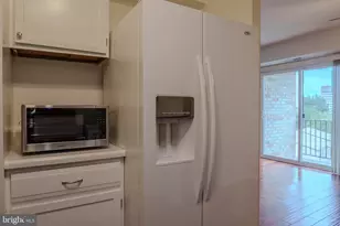 6147 Edsall Rd, Alexandria, VA 22304 - Photo 8