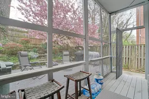113 E Taylor Run Pkwy, Alexandria, VA 22314 - Photo 34