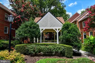 445 Old Town Ct, Alexandria, VA 22314 - Photo 44