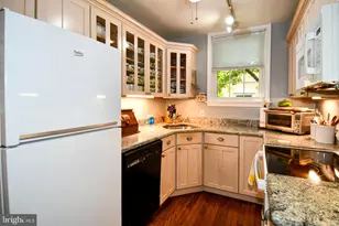 445 Old Town Ct, Alexandria, VA 22314 - Photo 18