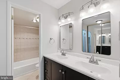 309 Yoakum Parkway #406, Alexandria, VA 22304 - Photo 12