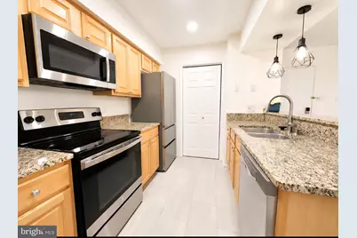 3308 Wyndham Circle #124, Alexandria, VA 22302 - Photo 6