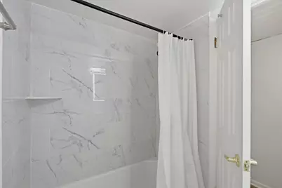 3330 S 28th Street #204, Alexandria, VA 22302 - Photo 16