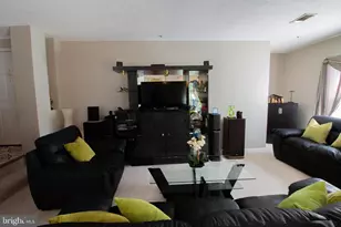 265 S Pickett St, Alexandria, VA 22304 - Photo 4