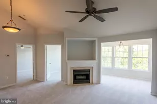 4951 Brenman Park Dr, Alexandria, VA 22304 - Photo 18