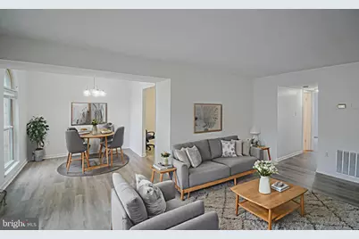 6 Canterbury Square #301, Alexandria, VA 22304 - Photo 2