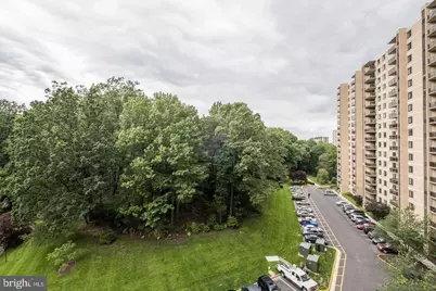 203 Yoakum Parkway #821, Alexandria, VA 22304 - Photo 34