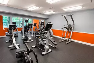 3310 Wyndham Cir, Alexandria, VA 22302 - Photo 20