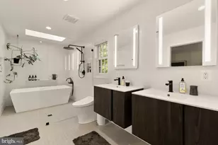 517 Janney's Ln, Alexandria, VA 22302 - Photo 22