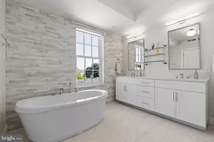 225 Strand St, Alexandria, VA 22314 - Photo 28